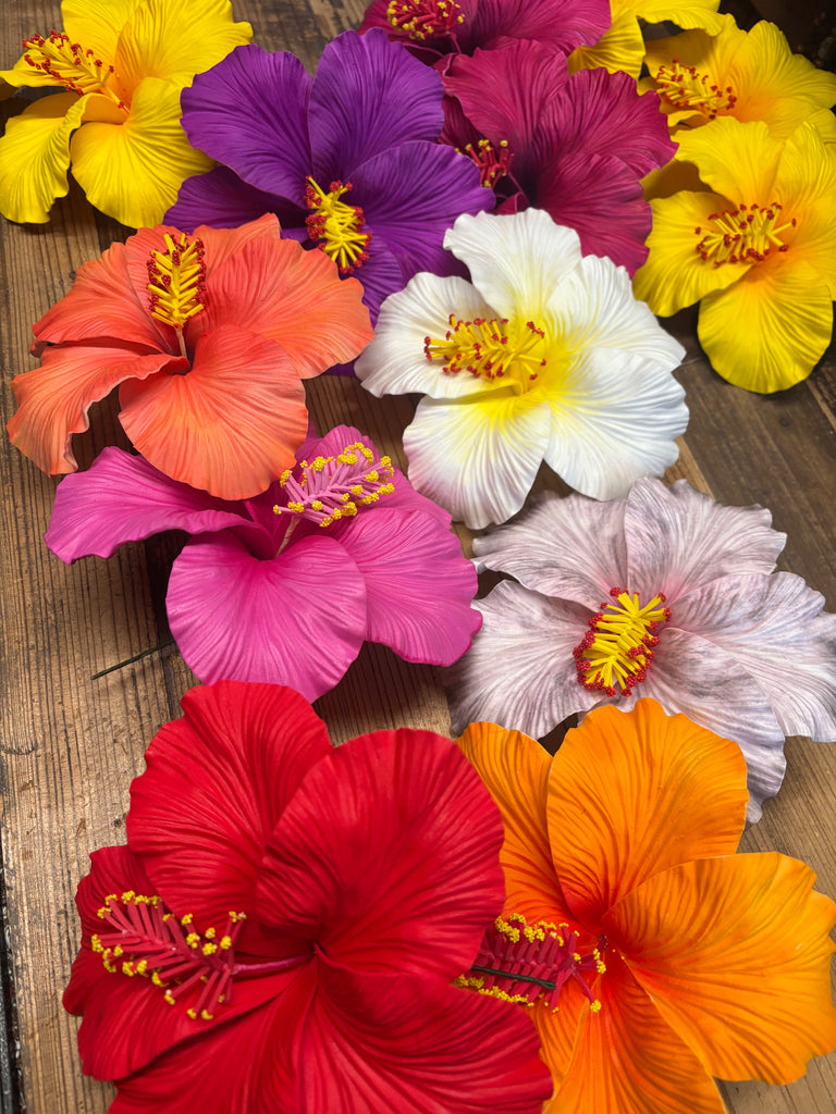 GIANT Foam Hibiscus Hair Pick- White – California Hula Center