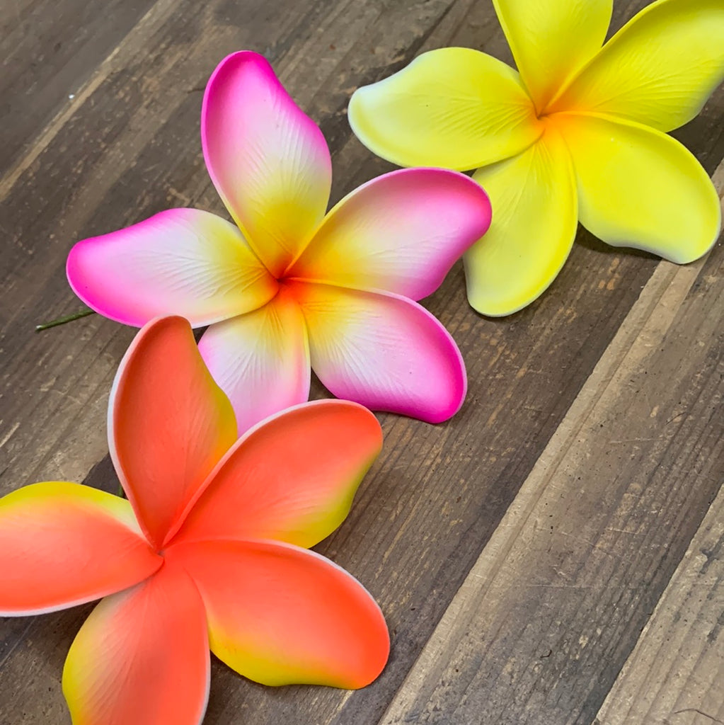 Big Foam Plumeria Hair Pick- Yellow – California Hula Center
