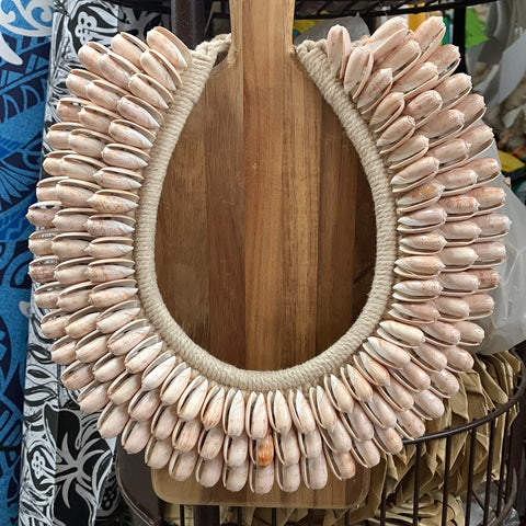 Olive Shell Layered Shell Neckpiece