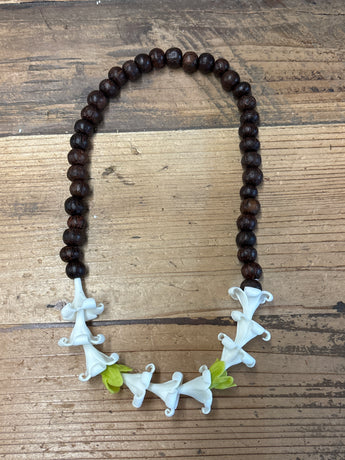 Car Lei- Puakenikeni/Pakalana
