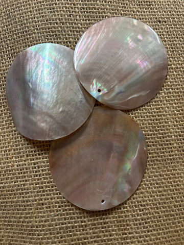 Mother of Pearl Round Shell Brown Lip (Pinkish) 2.75”