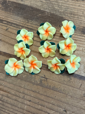 Foam PLUMERIA Side-drilled beads (10)