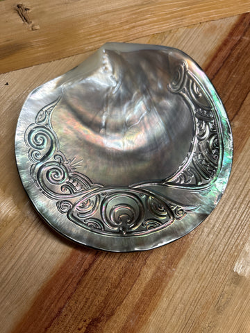 Made in Tahiti Mother of Pearl Inside Carved Shell