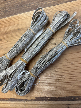 Wheat Weave Straight Gray