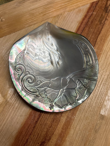 Made in Tahiti Mother of Pearl Inside Carved Shell