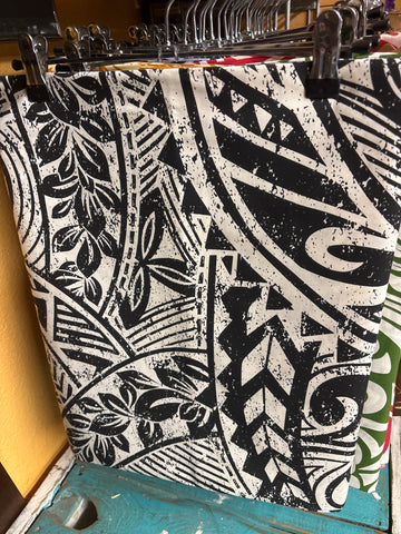 I’e Lavalava- Black/Tan