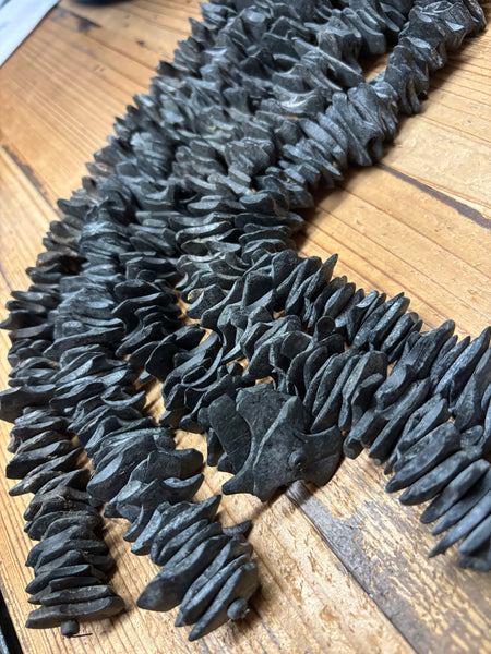Charcoal Flat Stone Chip Strand