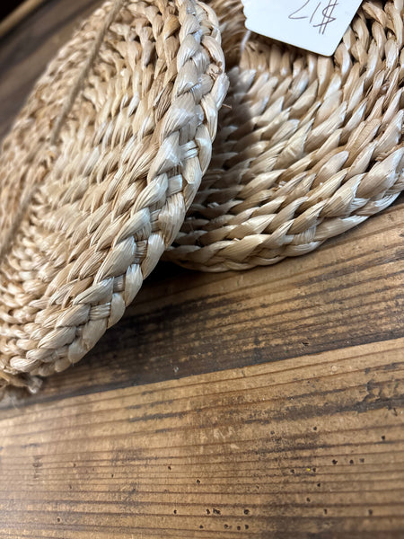 Dry Hyacinth Woven Leaf- 1/2” wide