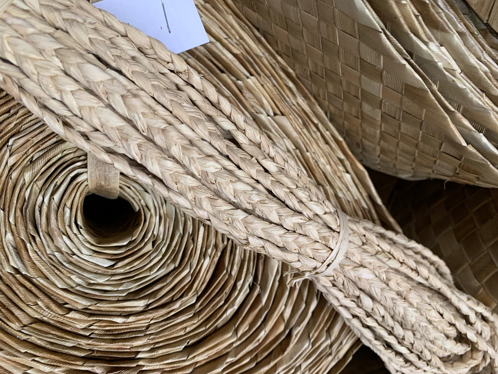 Raffia Braid 10 yard roll NATURAL – California Hula Center